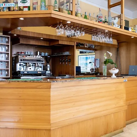 Cavallino Bianco Otel Rimini