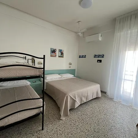 Otel Cavallino Bianco 2*