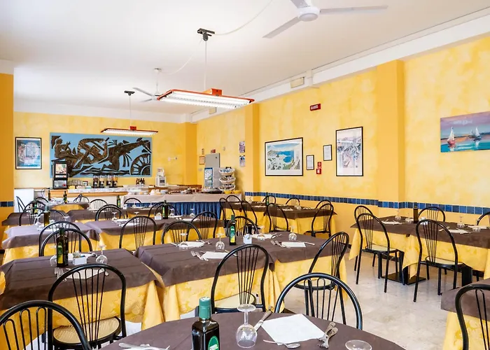 Cavallino Bianco Otel Rimini