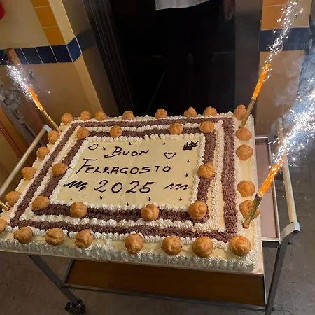 Cavallino Bianco מלון רימיני