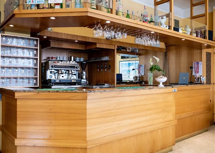 Cavallino Bianco מלון רימיני